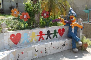 El Tanque, a mural and mosaics project.