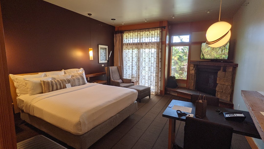 PXL_20210531_194906990