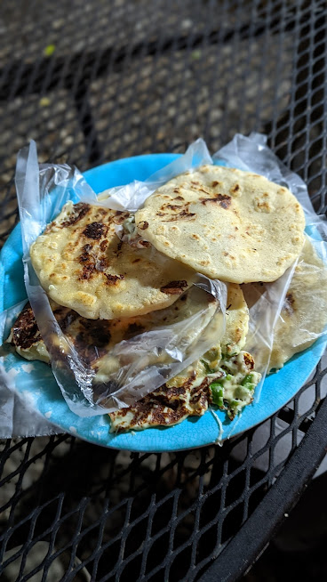 PXL_20211128_001851357.PORTRAIT