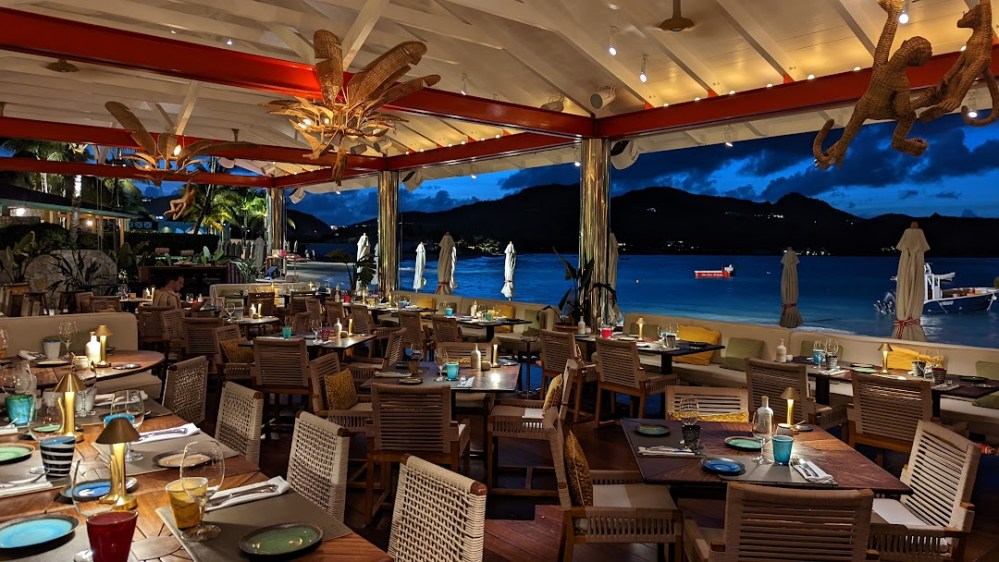 PXL_20220416_230226352