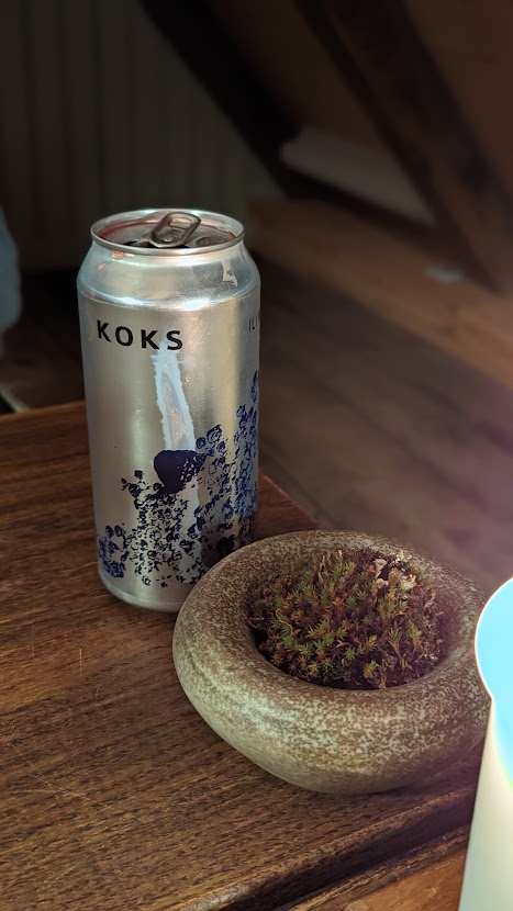 PXL_20220904_235637943.PORTRAIT